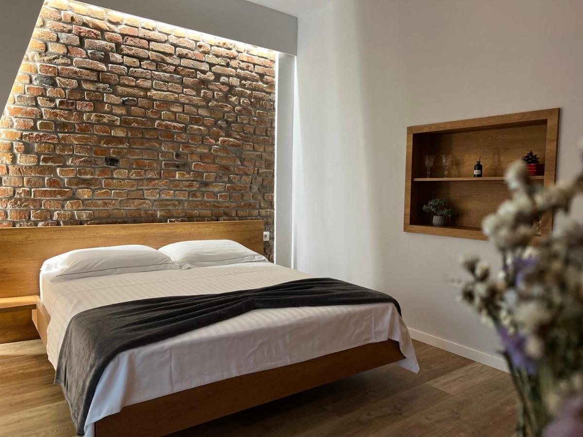 Koni'S Studio Apartments تيرانا المظهر الخارجي الصورة